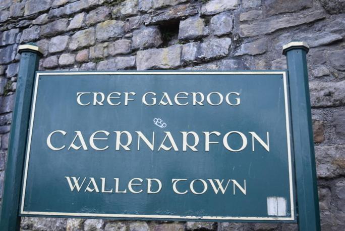 Bank Quay, Caernarfonアパートメント エクステリア 写真
